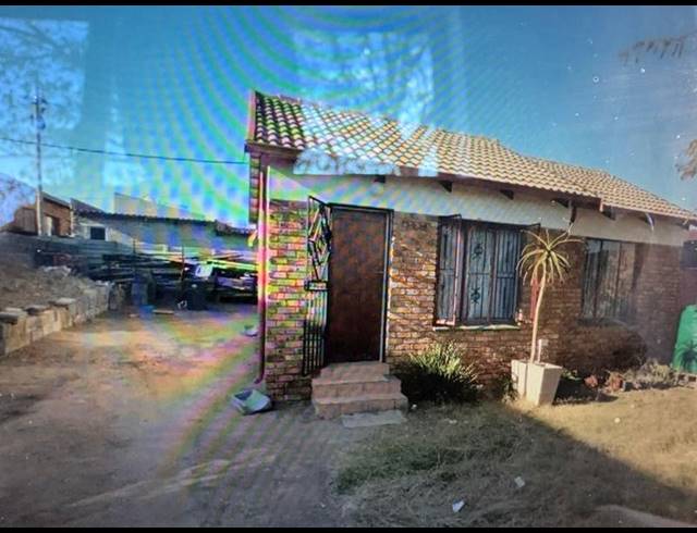 2 BEDROOM HOUSE FOR SALE IN KAALFONTEIN